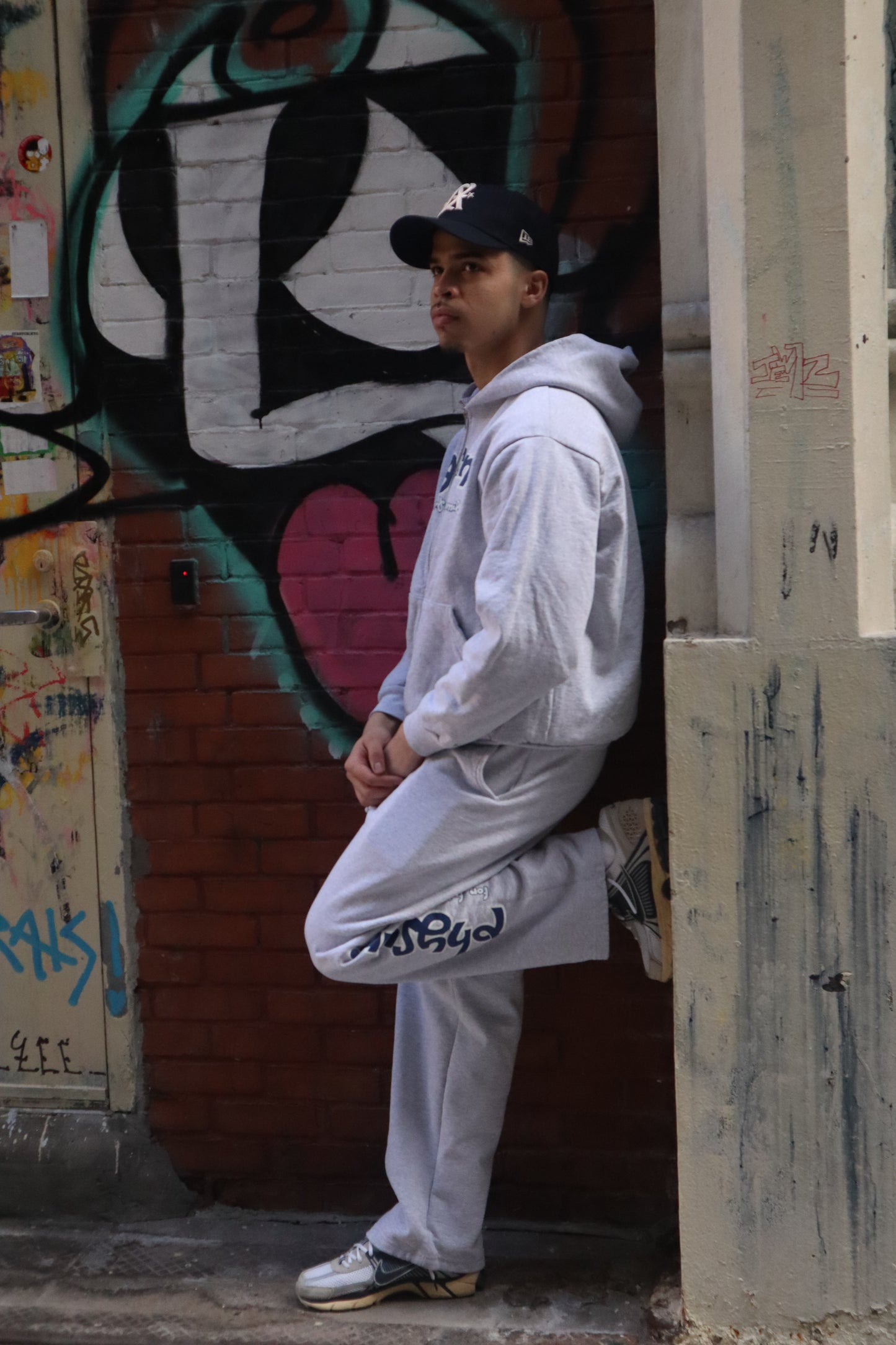Heavyweight "Friends & Family" Zip Up Sweatsuit